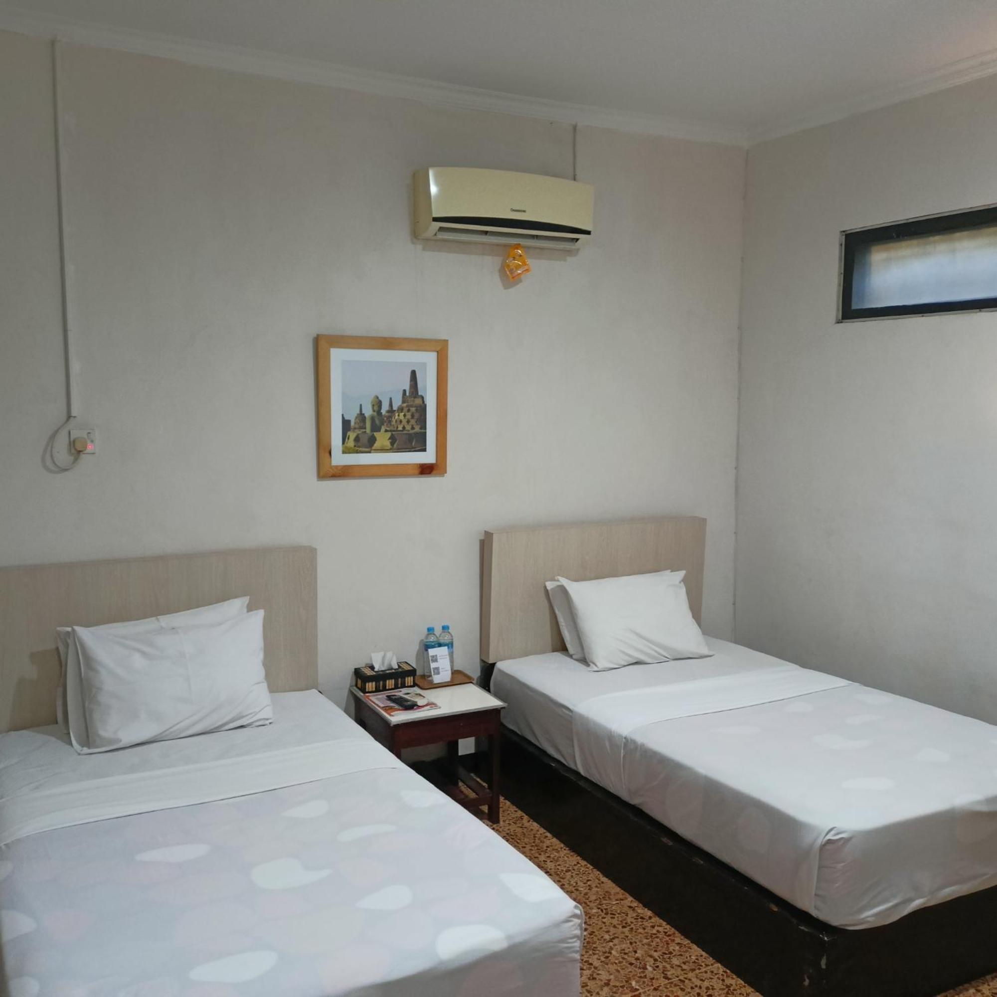 Hotel Borobudur Jogja Kejayan Luaran gambar